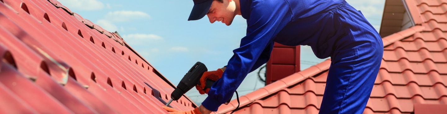 img blog 7 Reasons why you should hire a local roofer for your next project